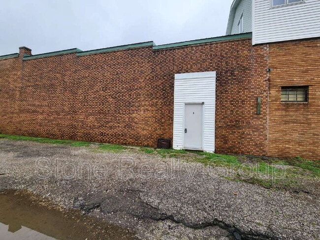 property at 1430 S 25th St