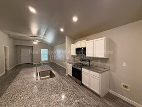 13719 Avenue R in Lubbock, TX - Building Photo - Building Photo