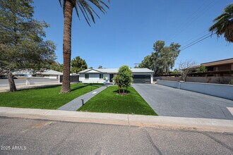 2929 N 27th St in Phoenix, AZ - Building Photo - Building Photo