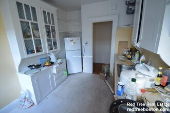 1630 Commonwealth Ave, Unit 25 in Boston, MA - Building Photo - Building Photo