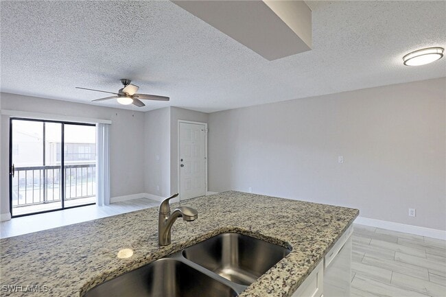 property at 5305 Summerlin Rd