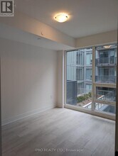 2450-2450 Old Bronte Rd in Oakville, ON - Building Photo - Building Photo
