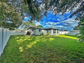 6390 Park St in Hollywood, FL - Building Photo - Building Photo