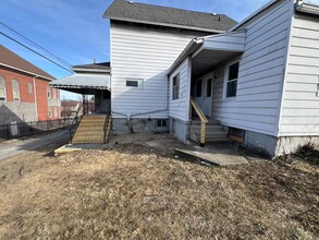 734 E Locust St-Unit -Lower in Scranton, PA - Building Photo - Building Photo