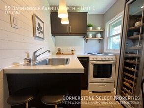 55 Barnesdale Ave N in Hamilton, ON - Building Photo - Building Photo