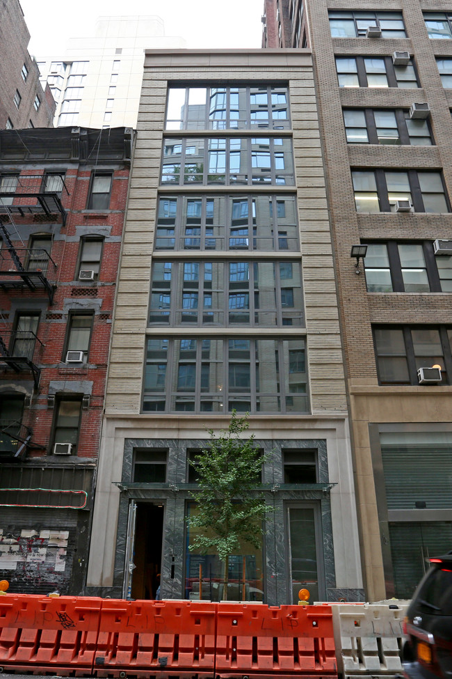 Crystal Green in New York, NY - Building Photo - Building Photo