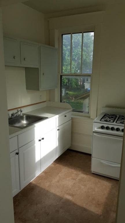 property at 611 Messenger St