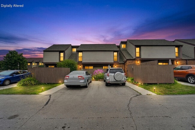 property at 1421 W Edgerton Ave