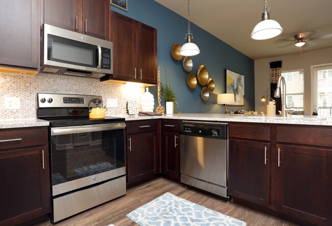 Capitol at Stonebriar in Frisco, TX - Building Photo - Interior Photo