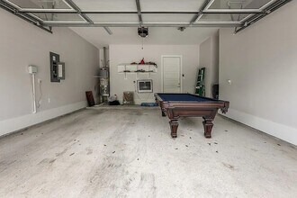 3230 Berry St in Houston, TX - Foto de edificio - Building Photo
