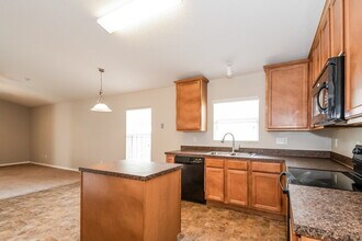 2120 Sotterley Ln in Jacksonville, FL - Building Photo - Building Photo