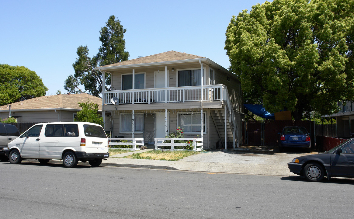 200 3rd Ave in Redwood City, CA - Foto de edificio