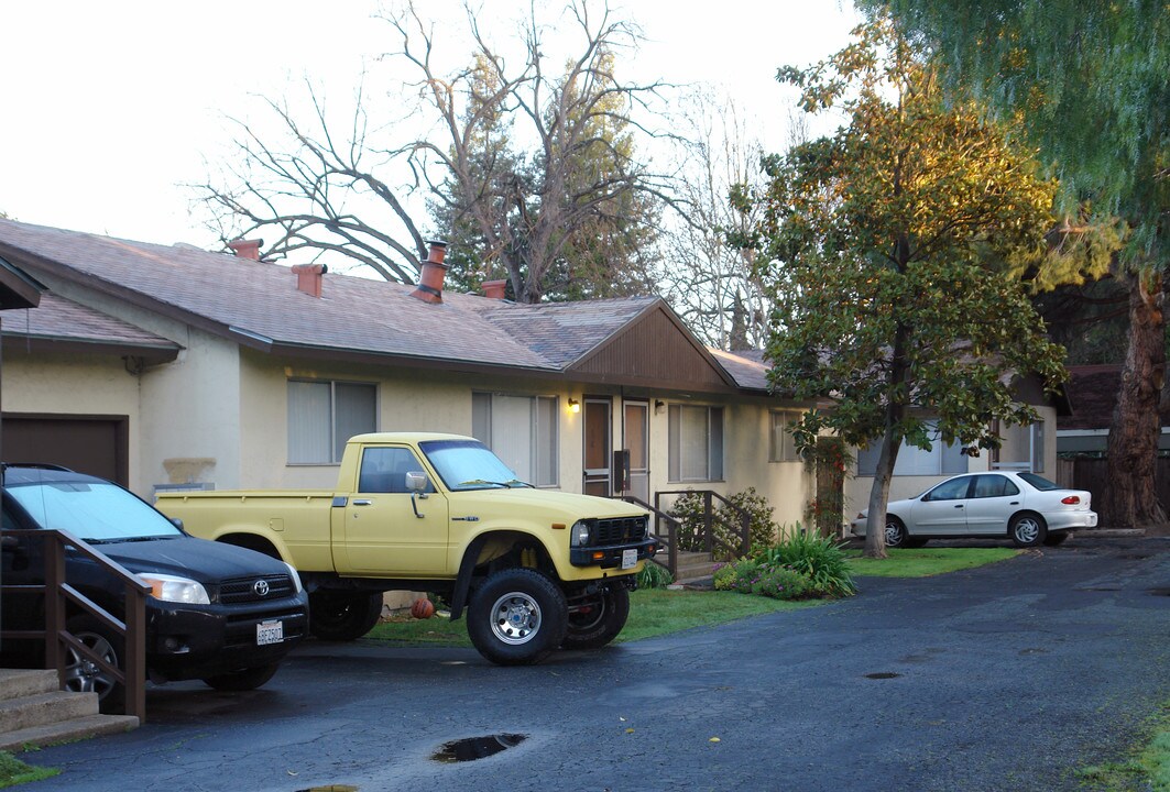 2068 San Luis in Mountain View, CA - Foto de edificio