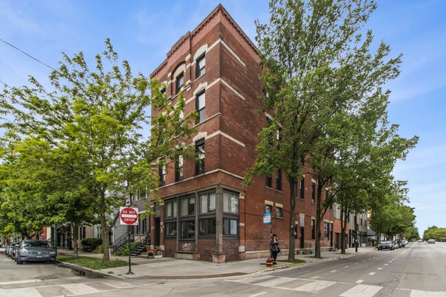 property at 1800 S Peoria St