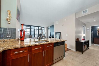 437 New York Ave NW, Unit 504 in Washington, DC - Building Photo - Building Photo