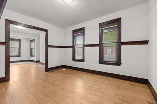 2128 W Wells St in Milwaukee, WI - Building Photo