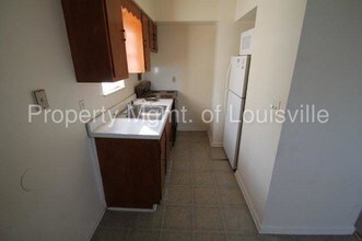 5501 Yucca Ln in Louisville, KY - Building Photo - Building Photo