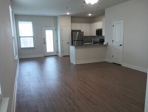 7518 Astro Fld in San Antonio, TX - Building Photo - Building Photo