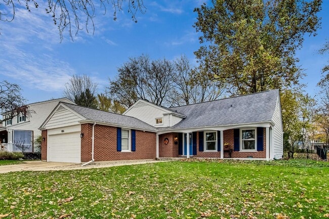 1232 W Jefferson Ave in Naperville, IL - Building Photo - Building Photo