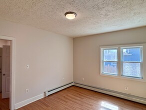 54 Prospect St in Torrington, CT - Building Photo - Building Photo