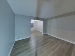 13537 Dellwood Ct in Rosemount, MN - Building Photo - Building Photo