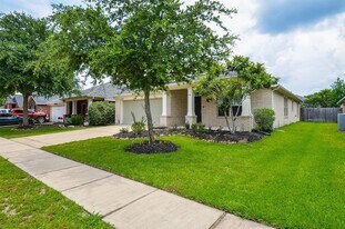 4006 Autumn Pines Trail in Houston, TX - Building Photo