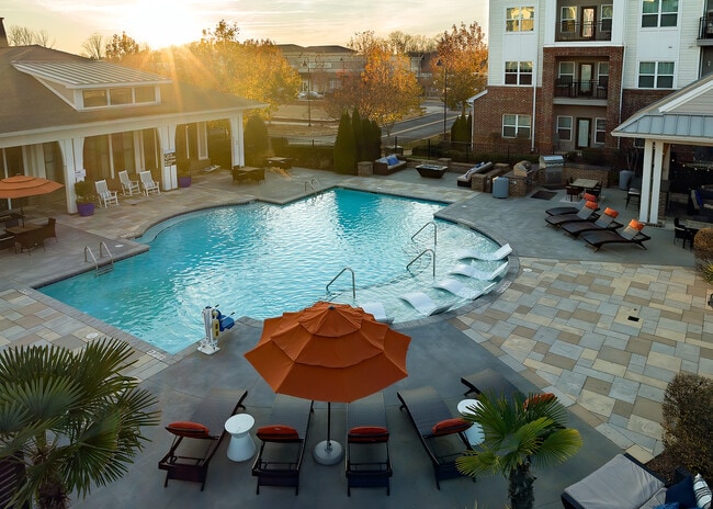 Pointe at Prosperity Village Apartments