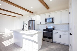 50 Ashburton St in Providence, RI - Building Photo - Building Photo