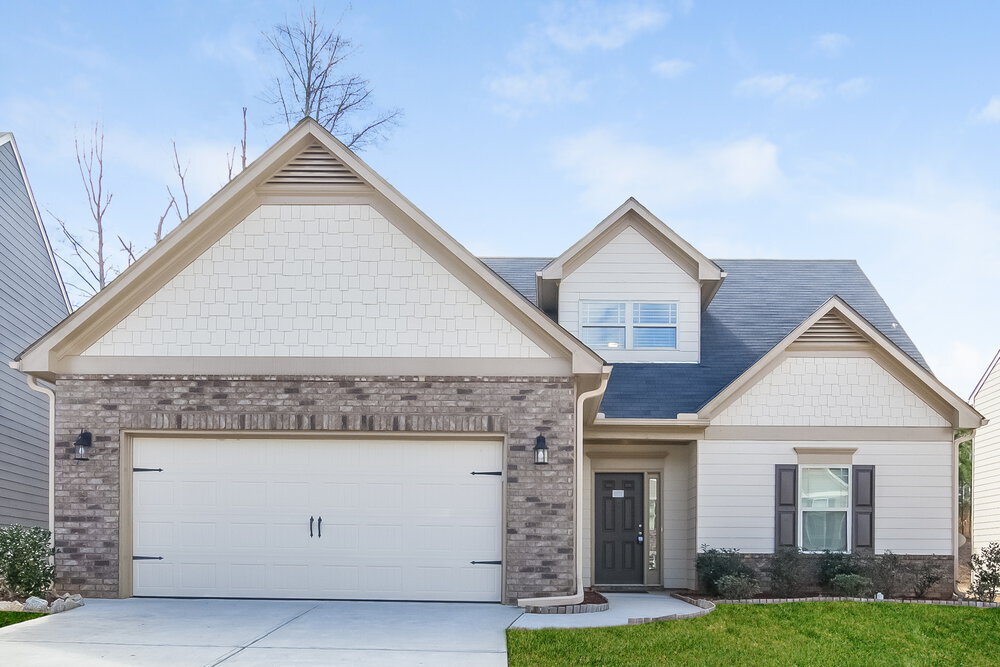 5051 Saphire Ct in Douglasville, GA - Foto de edificio