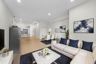 3037 W Lexington St in Chicago, IL - Building Photo - Building Photo