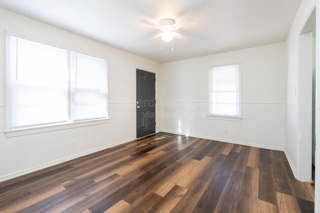 property at 524 S St Paul St