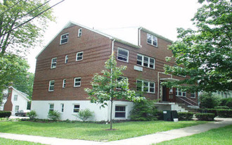 119 N Campus Ave Apartamentos