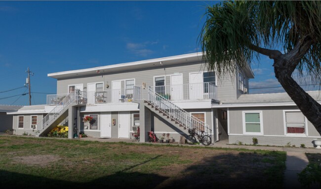 1825 14th Ave in Vero Beach, FL - Building Photo - Building Photo