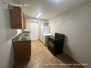 425 Burbank Ave in Lakeland, FL - Building Photo - Building Photo