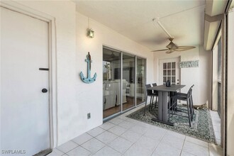 9486 Gulf Shore Dr in Naples, FL - Building Photo - Building Photo