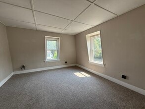 117 Bridge St, Unit 3 in Willimantic, CT - Building Photo - Building Photo