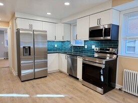 8505 Greenwood Ave in Takoma Park, MD - Building Photo