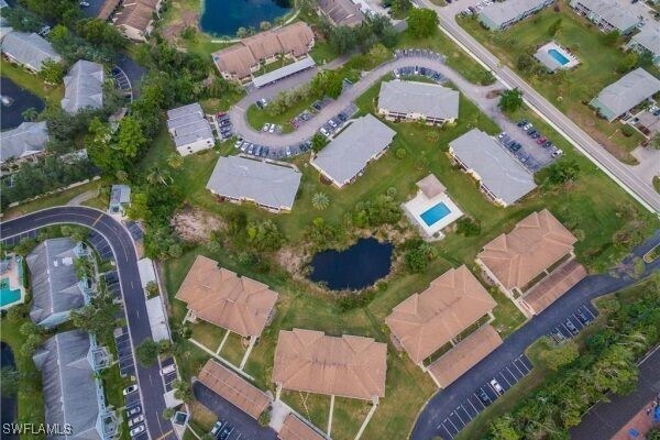 141 Cypress Way E in Naples, FL - Building Photo - Building Photo