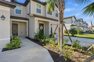 4274 Canova Ct in North Fort Myers, FL - Building Photo - Building Photo