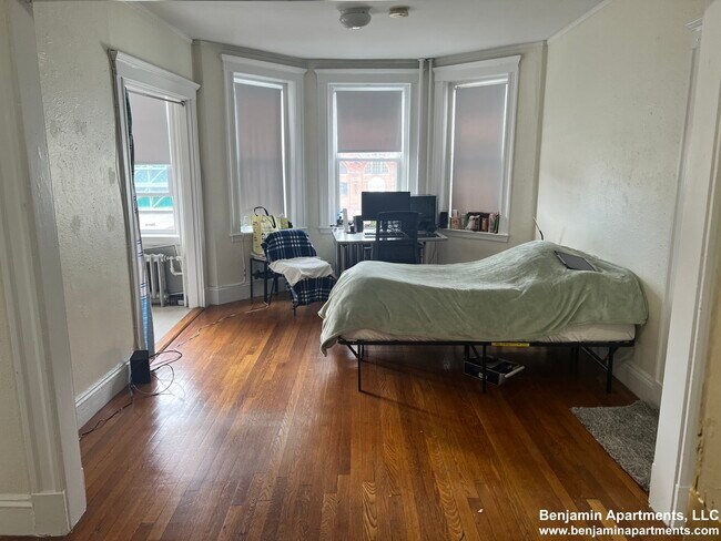 property at 1167 Boylston St