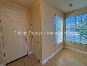 1231 Flintwood Dr in Carson City, NV - Building Photo - Building Photo