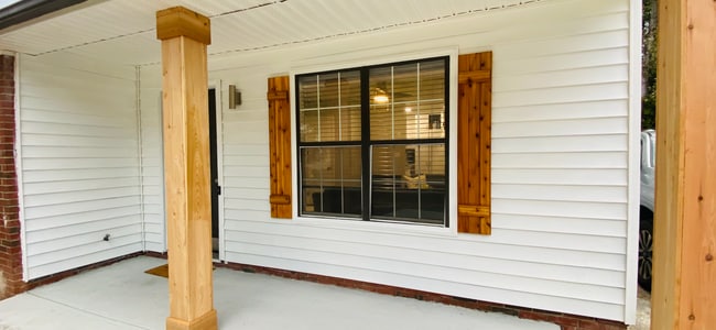 property at 5569 Pine Gate Dr