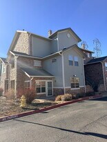 18631 E Water Dr in Aurora, CO - Building Photo