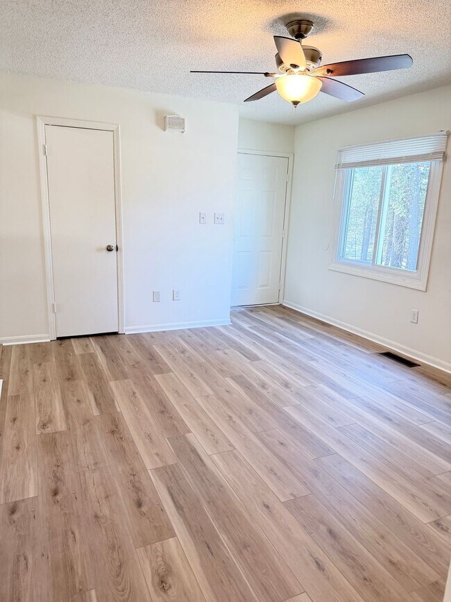 3970 Sweeten Creek Rd in Asheville, NC - Building Photo - Building Photo