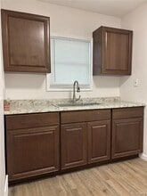 2421 Concord St in Flint, MI - Building Photo - Building Photo