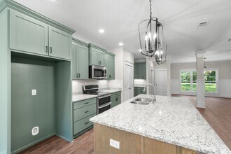 1100 Old Shire Way in Statesboro, GA - Building Photo - Building Photo