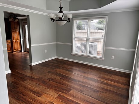 525 Calmwater Ln in Alpharetta, GA - Foto de edificio