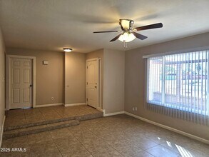 1648 E Laguna Dr in Tempe, AZ - Building Photo - Building Photo