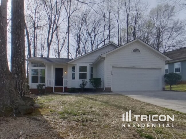 1825 Golden Heights Ct in Charlotte, NC - Building Photo - Building Photo