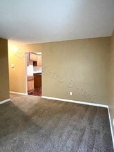 33633 Cheryl St in Clinton Township, MI - Building Photo - Building Photo